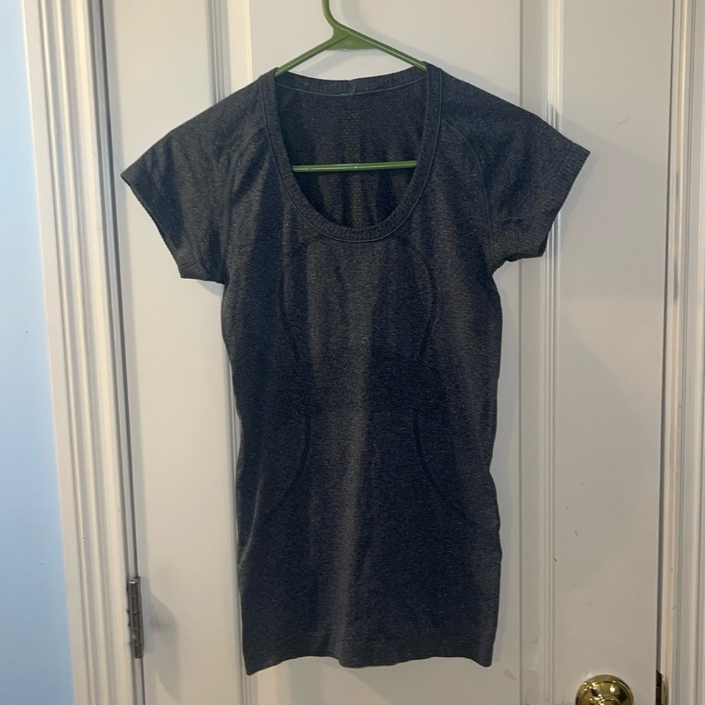 Lululemon shirt
